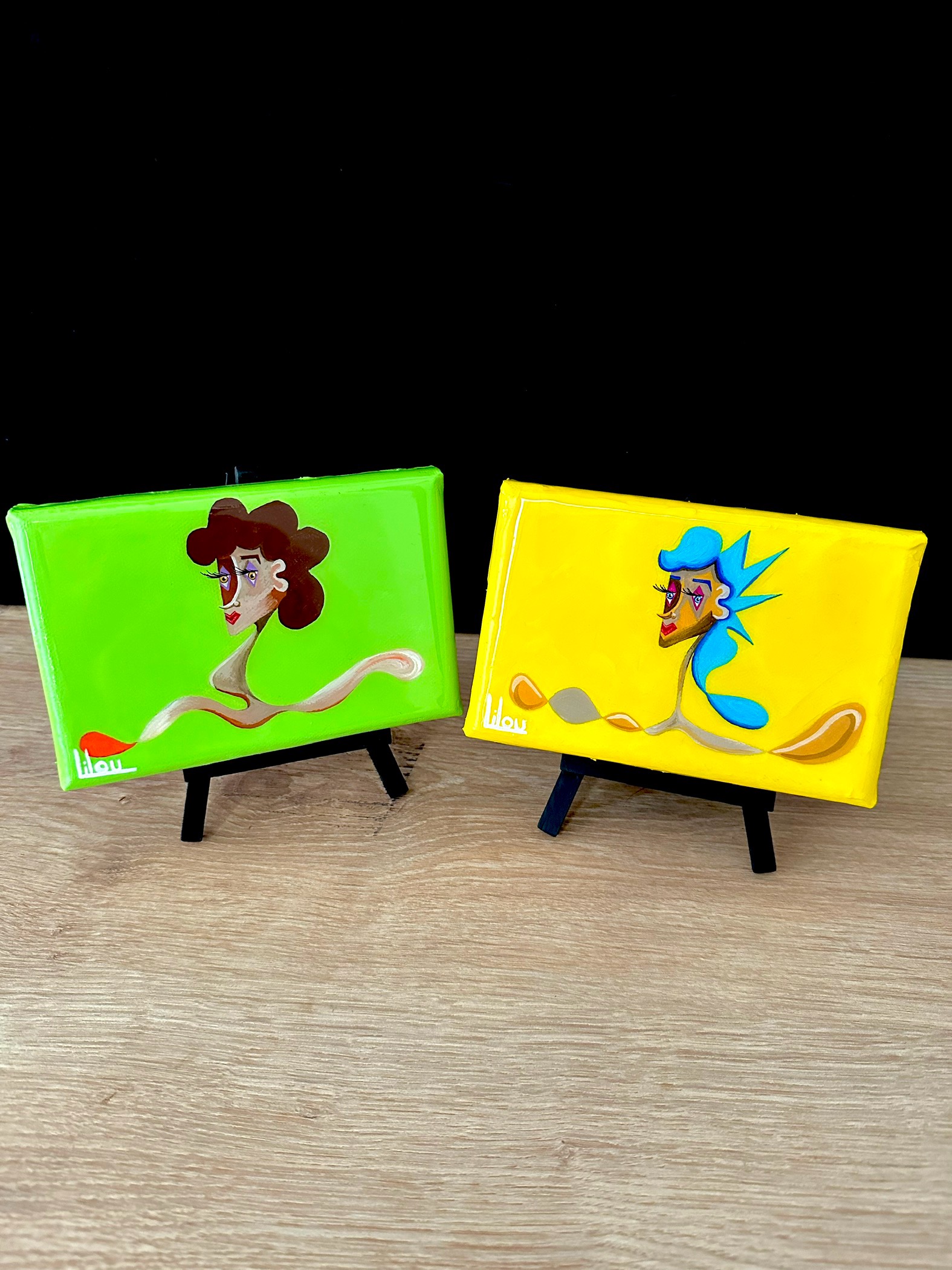 peinture acrylique sur châssis entoilé de coton de buste de femme onirique en miniature format paysage avec des couleurs tels que : le vert pomme, le jaune électrique avec une surcouche de résine époxy de l'artiste peintre Lilou
disponible à la vente